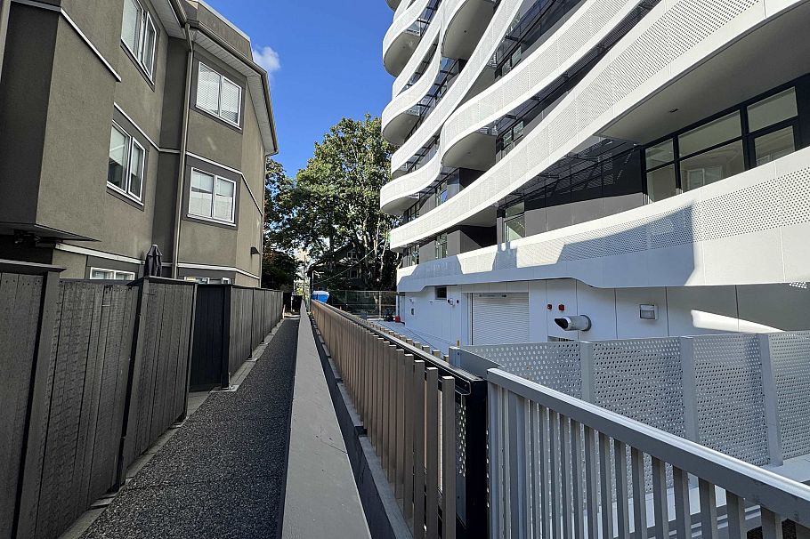 117 555 W 14th Avenue Vancouver, BC - 19