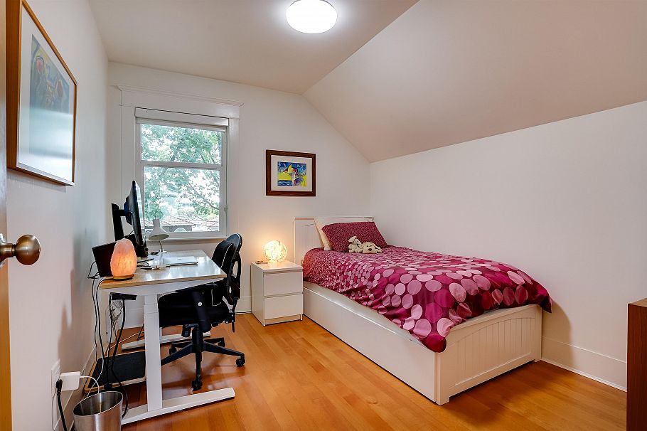 2227 E 7th Avenue Vancouver, BC - 19
