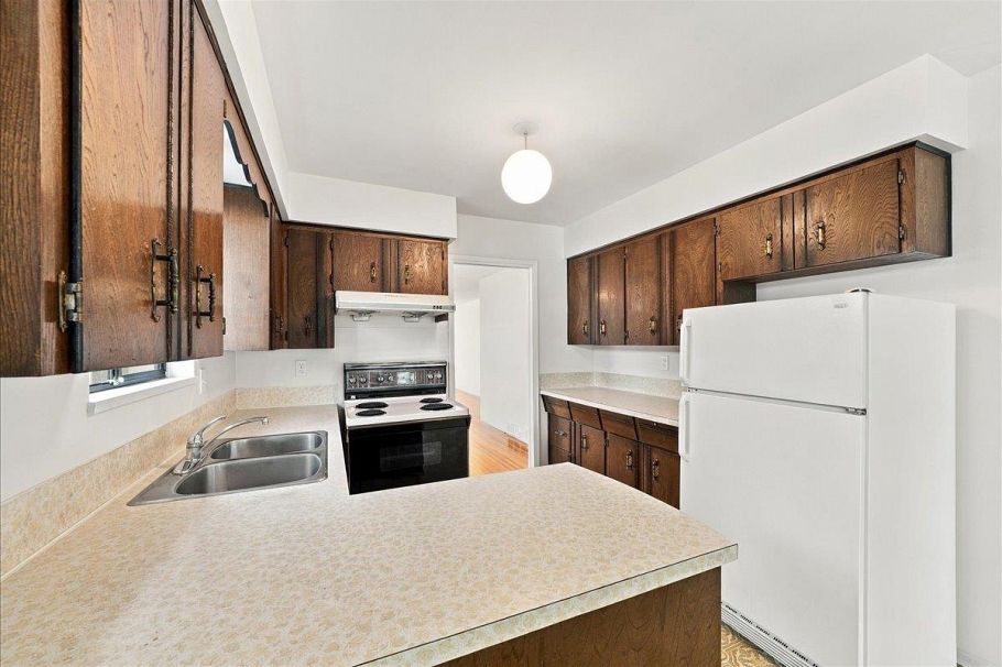 4371 Commercial Street Vancouver, BC - 13