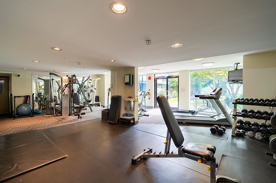 322 8988 Hudson Street Vancouver, BC - 14