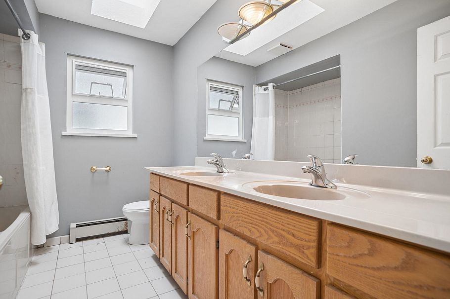 785 E 50th Avenue Vancouver, BC - 18
