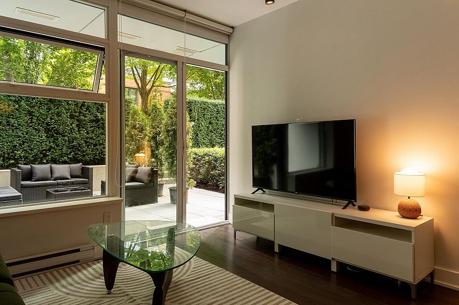 2 1777 W 7th Avenue Vancouver, BC - 2