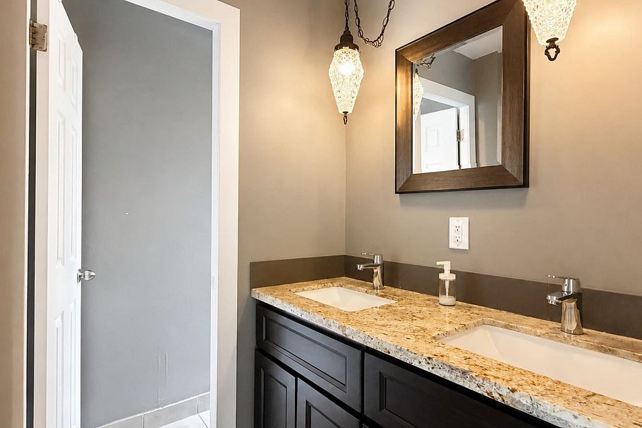 6175 Quebec Street Vancouver, BC - 20