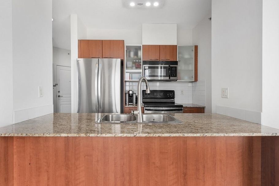 623 4078 Knight Street Vancouver, BC - 7