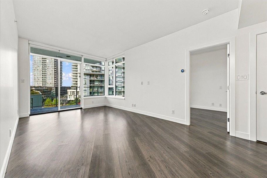 706 3557 Sawmill Crescent Vancouver, BC - 11