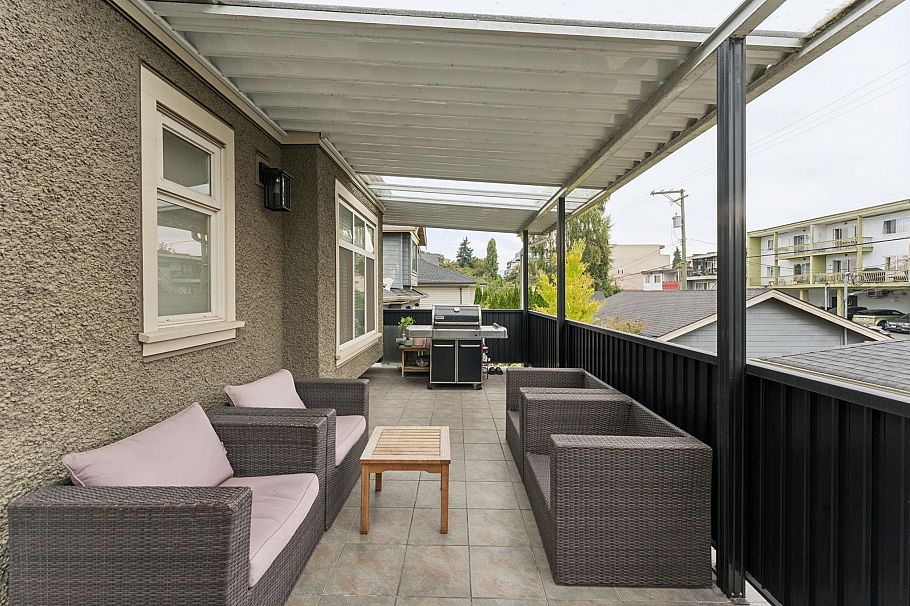 4898 Quebec Street Vancouver, BC - 11