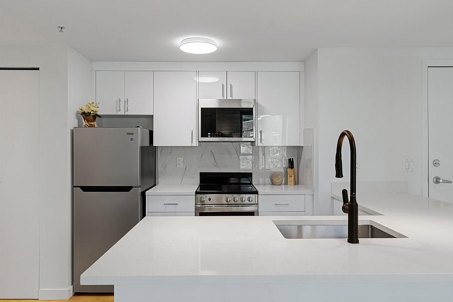 501 1331 W Georgia Street Vancouver, BC - 10