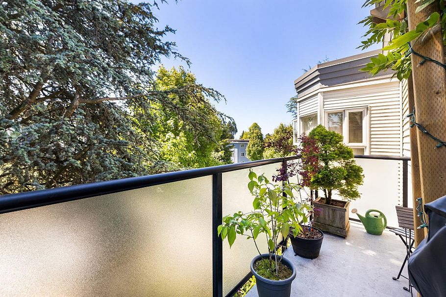308 2255 Eton Street Vancouver, BC - 17