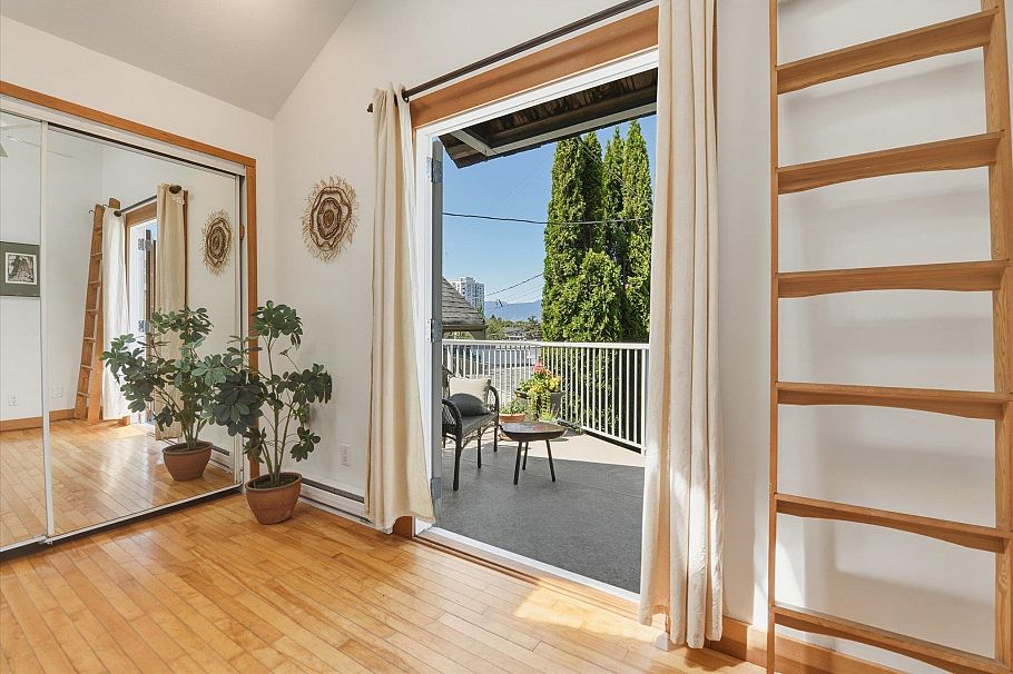 1239 E 22nd Avenue Vancouver, BC - 17