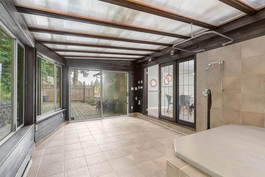 3595 Wellington Crescent North Vancouver, BC - 16