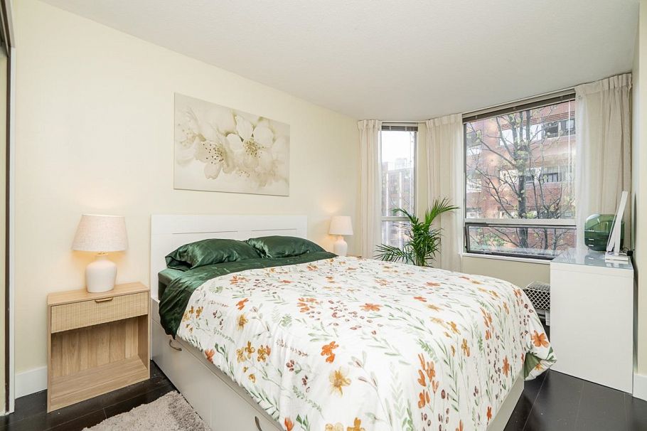 403 811 Helmcken Street Vancouver, BC - 15