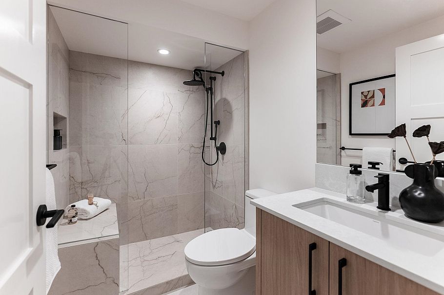 635 E 22nd Avenue Vancouver, BC - 26