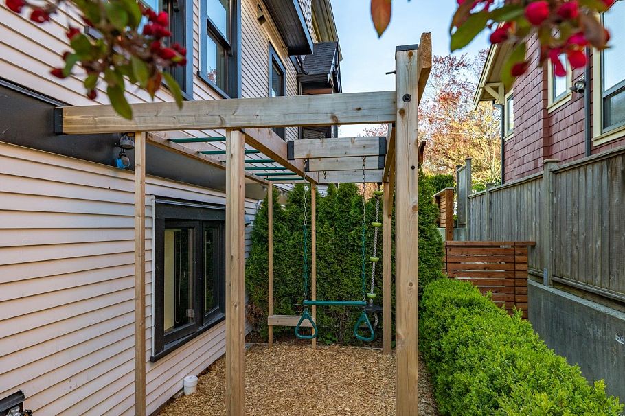 3918 Carolina Street Vancouver, BC - 20