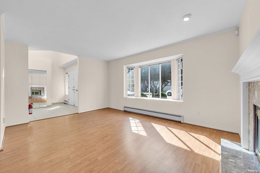 3681 Scales Place Vancouver, BC - 7