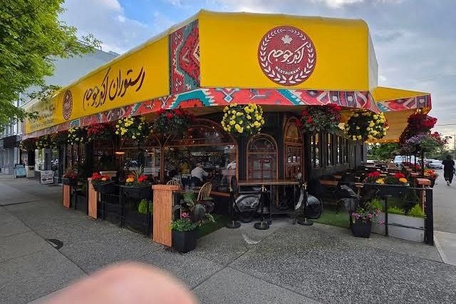 202 1345 Chesterfield Avenue North Vancouver, BC - 20