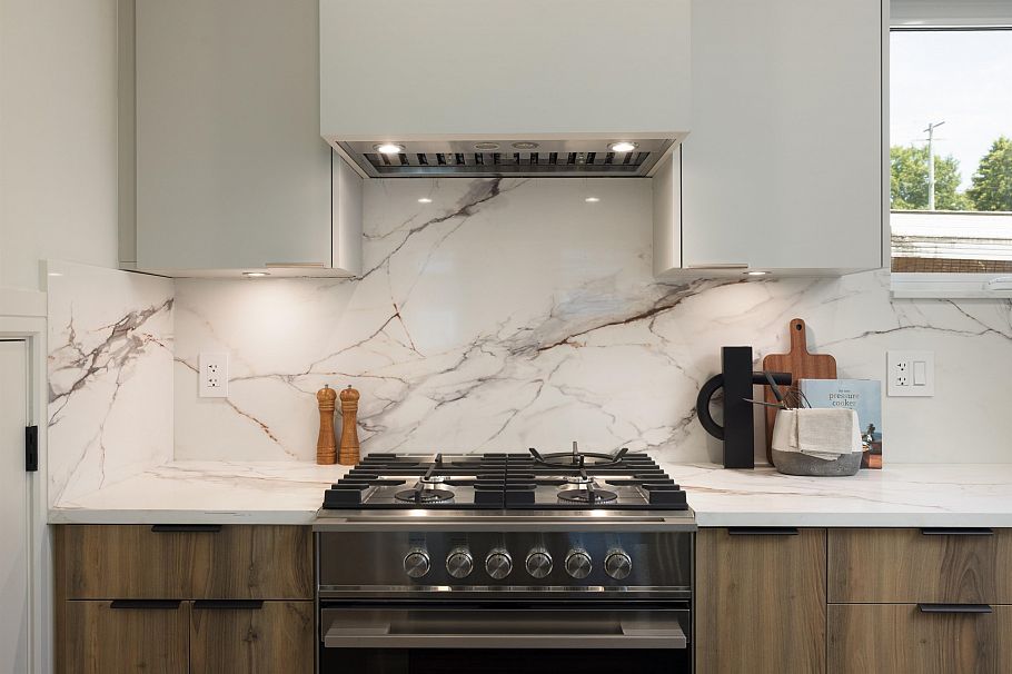 2068 E 1st Avenue Vancouver, BC - 8