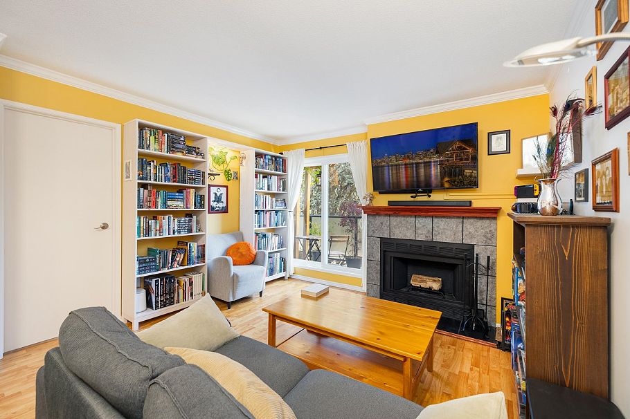 308 2255 Eton Street Vancouver, BC - 1