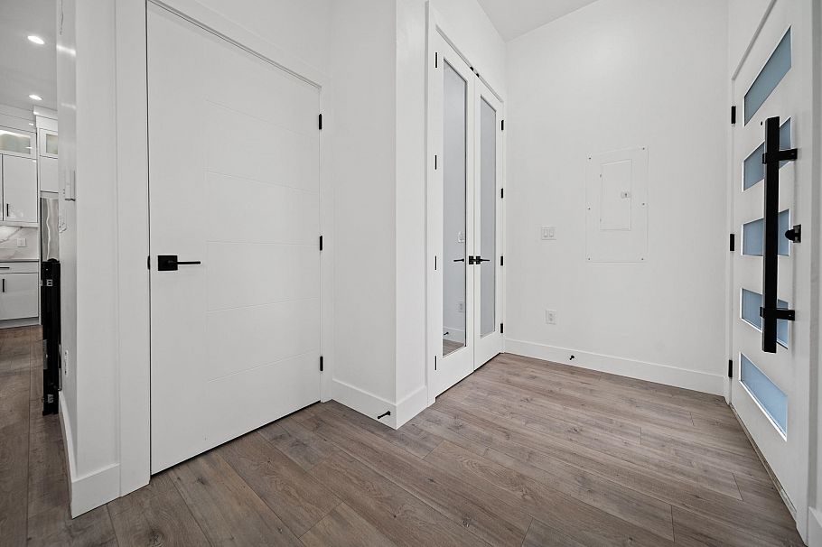 1131 E 23rd Avenue Vancouver, BC - 30