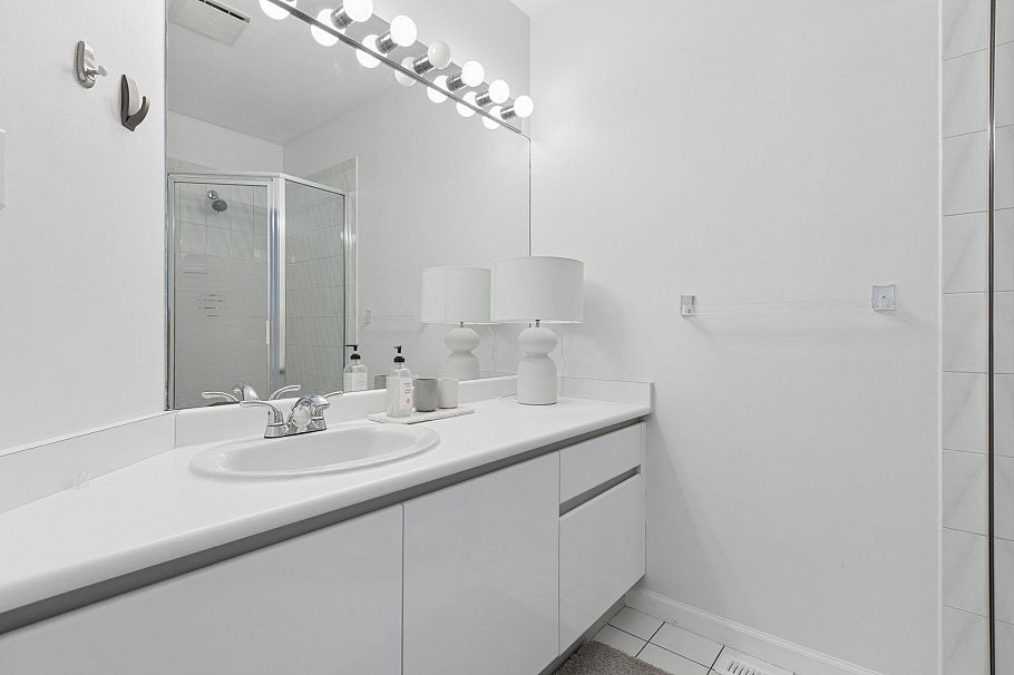 456 Montroyal Boulevard North Vancouver, BC - 28