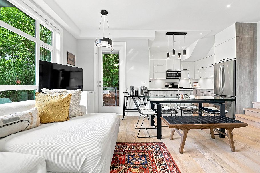 1185 Victoria Drive Vancouver, BC - 4