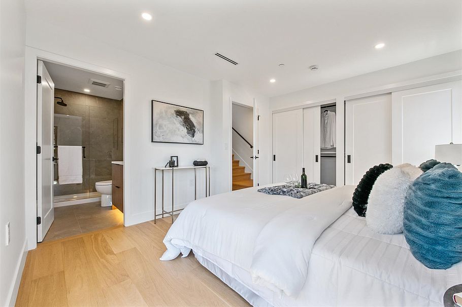 2 1166 E 26th Avenue Vancouver, BC - 13