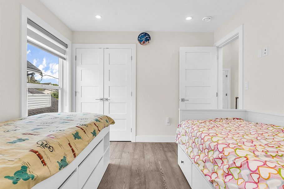 409 W Keith Road North Vancouver, BC - 8