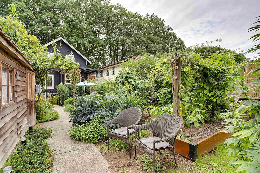 2227 E 7th Avenue Vancouver, BC - 30