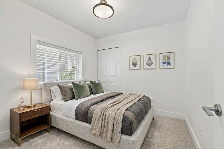 1153 Wellington Drive North Vancouver, BC - 18
