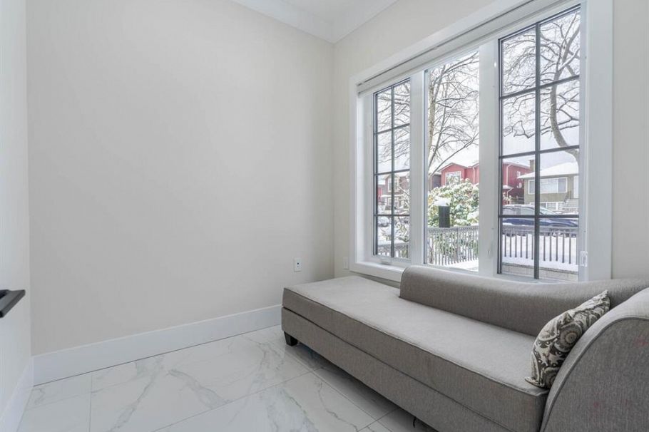 1 6358 Windsor Street Vancouver, BC - 3