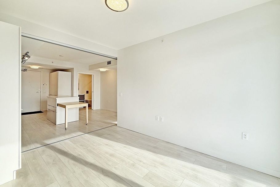 1211 180 E 2nd Avenue Vancouver, BC - 12