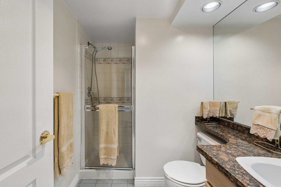 111 2250 SE Marine Drive Vancouver, BC - 27