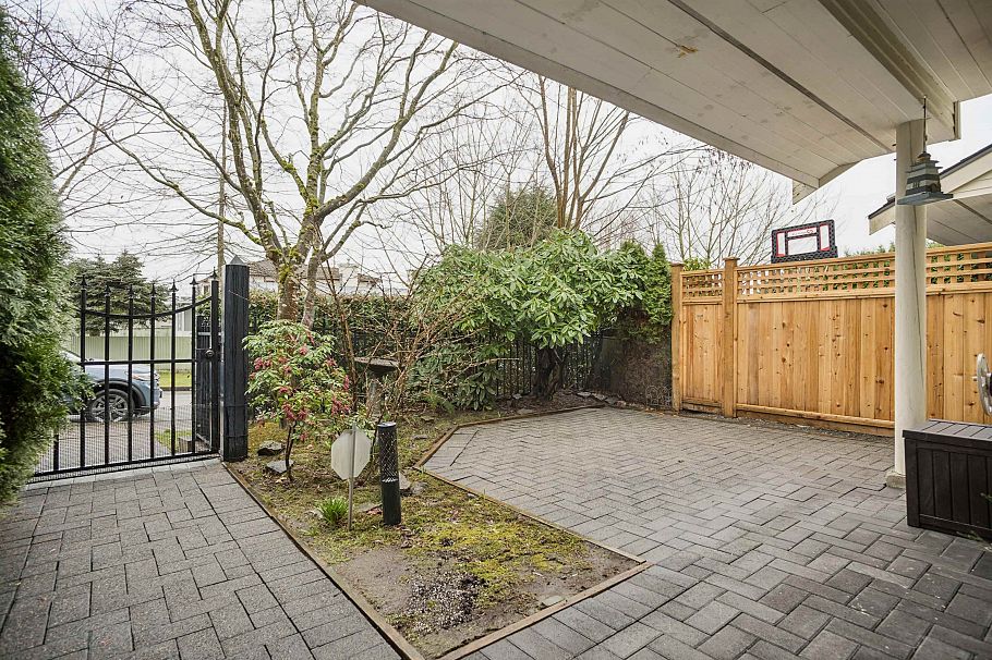 7561 Manitoba Street Vancouver, BC - 3