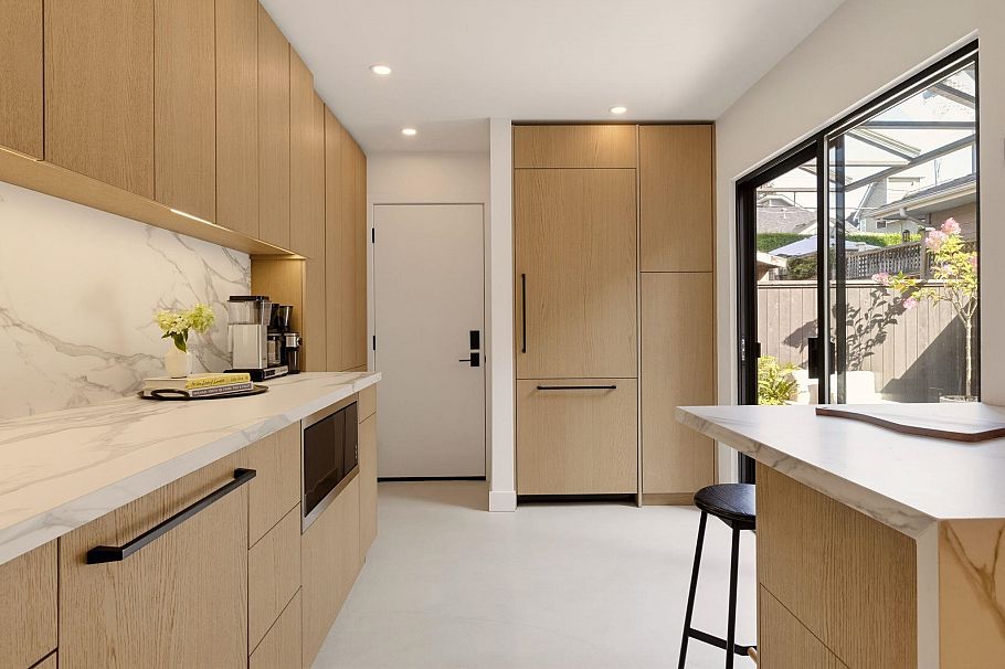 3 226 E 10th Street North Vancouver, BC - 11