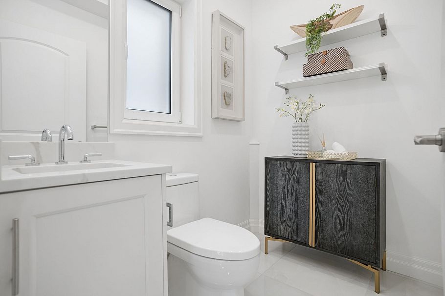 2523 W 8th Avenue Vancouver, BC - 15