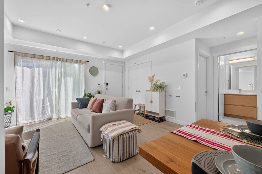25 3490 Mt Seymour Parkway Vancouver, BC - 2