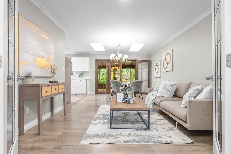 3595 Wellington Crescent North Vancouver, BC - 5