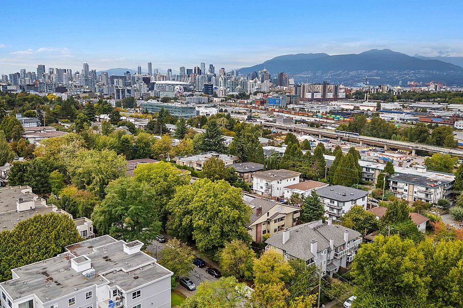 206 853 E 7 Avenue Vancouver, BC - 35