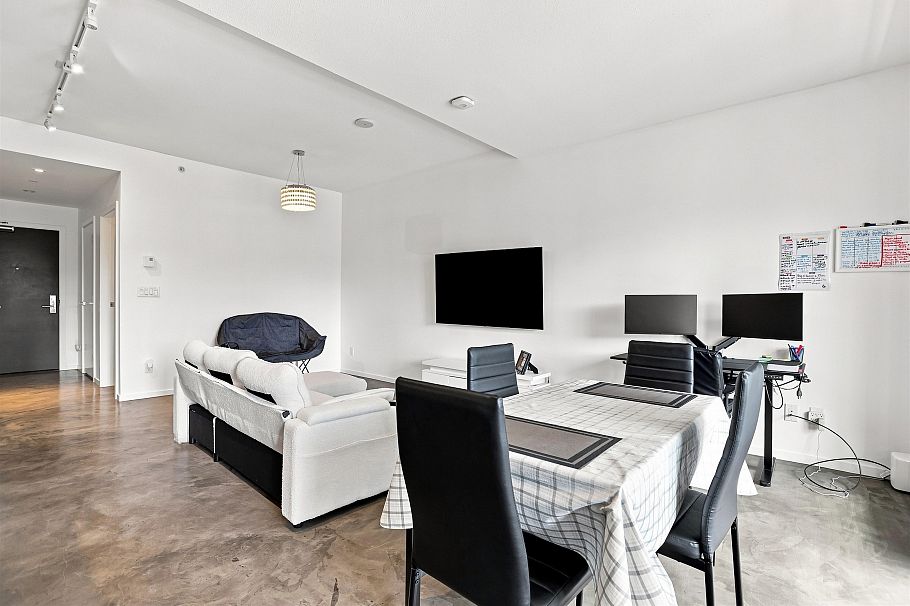 209 133 E 8th Avenue Vancouver, BC - 9
