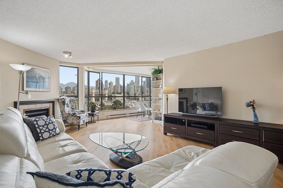 602 1490 Pennyfarthing Drive Vancouver, BC - 2