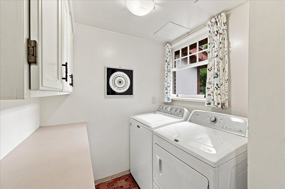 5584 Maple Street Vancouver, BC - 12