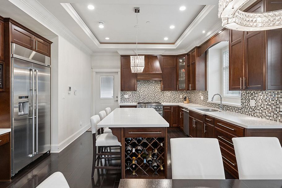 4898 Quebec Street Vancouver, BC - 7