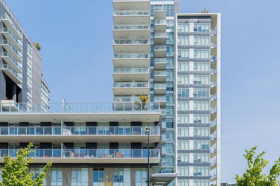 602 3581 E Kent Avenue North Vancouver, BC - 10
