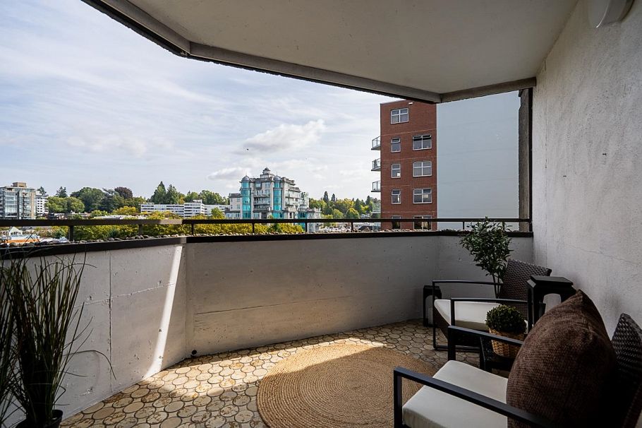 902 1616 W 13 Avenue Vancouver, BC - 25