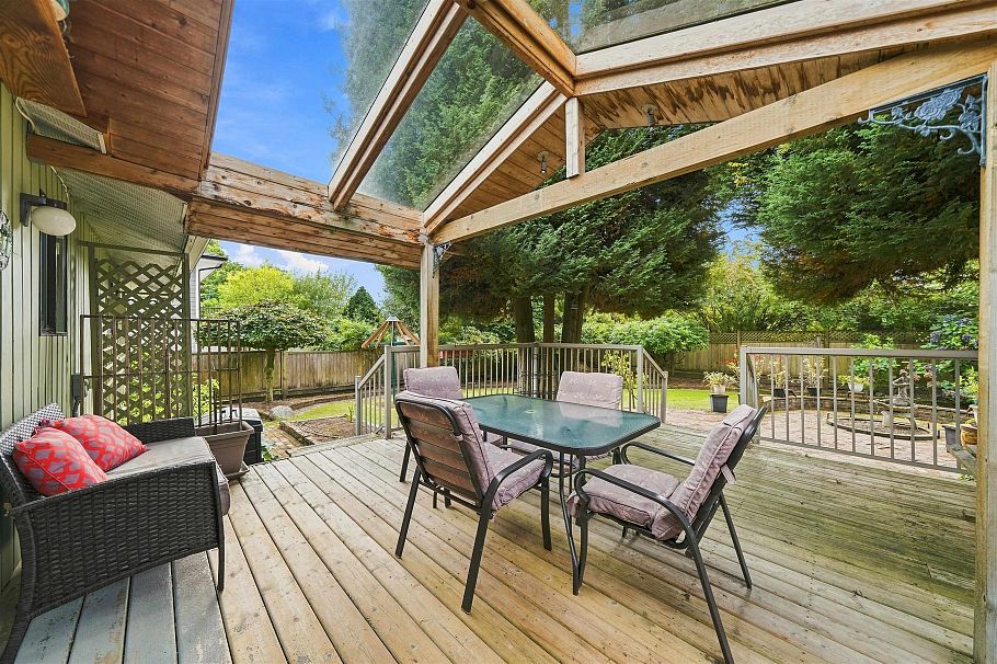 2161 Floralynn Crescent North Vancouver, BC - 12