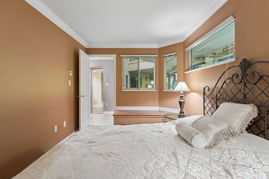 111 2250 SE Marine Drive Vancouver, BC - 26