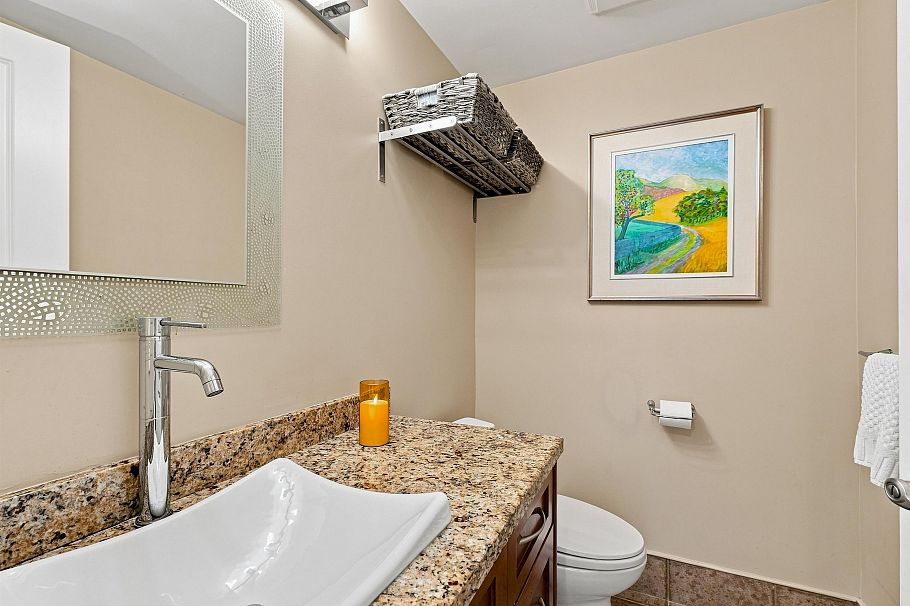 2425 Larch Street Vancouver, BC - 26