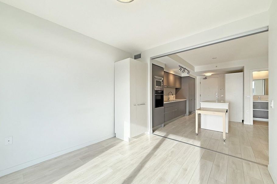1211 180 E 2nd Avenue Vancouver, BC - 13