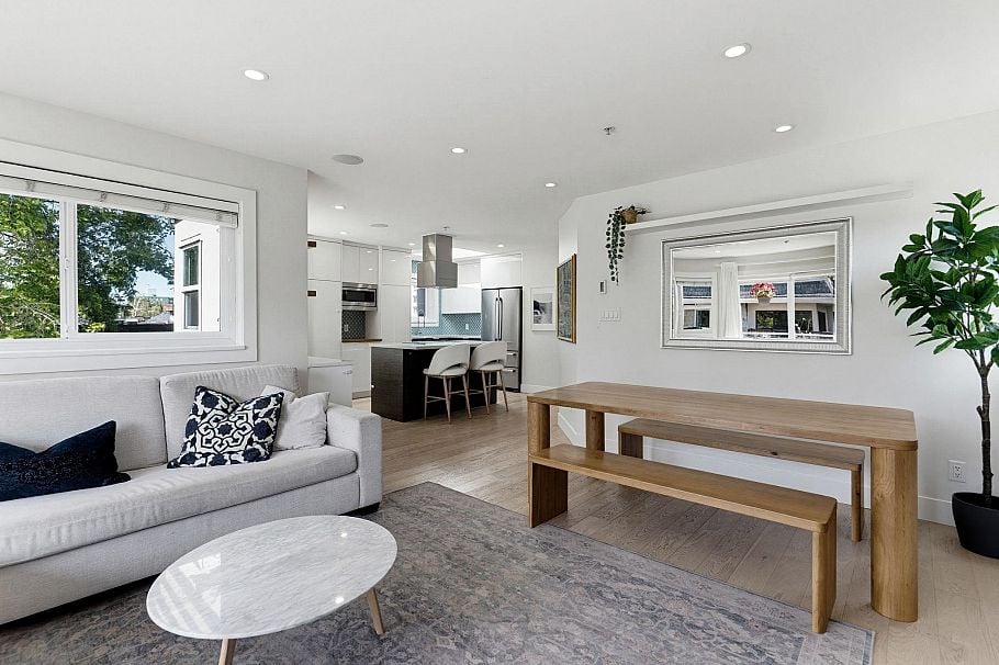 407 1206 W 14th Avenue Vancouver, BC - 1