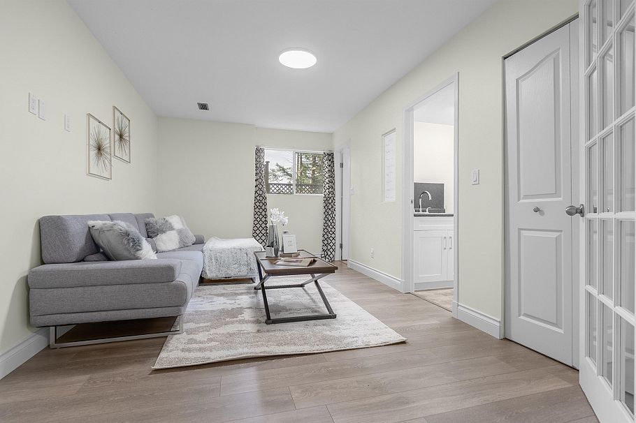 3595 Wellington Crescent North Vancouver, BC - 22