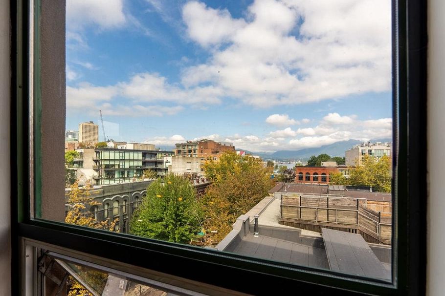 401 1 E Cordova Street Vancouver, BC - 29